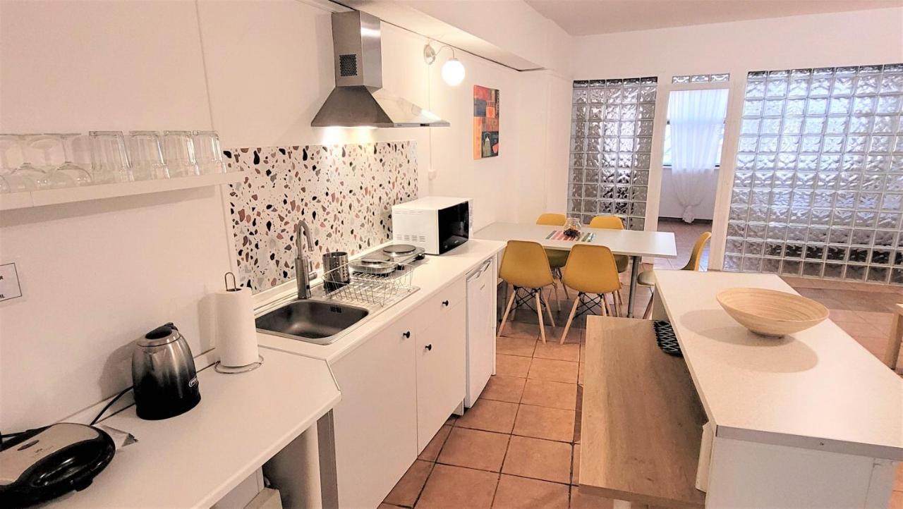 Driopon Apartment Athene Buitenkant foto