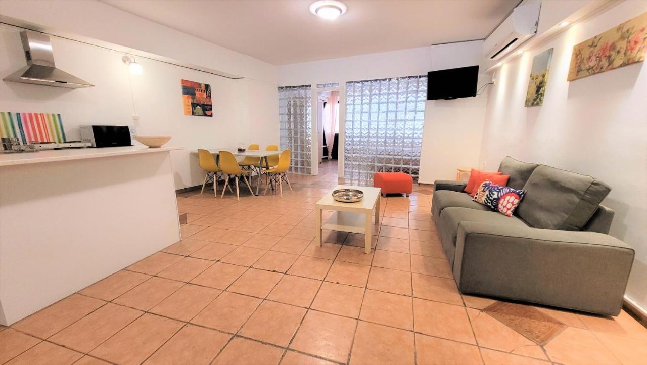 Driopon Apartment Athene Buitenkant foto